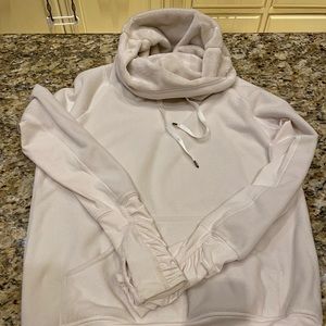 Lululemon Don’t hurry be happy fleece pullover size 6